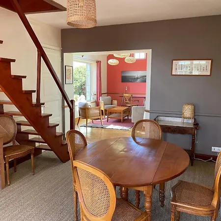 Maison De Charme Vue Sur Pour 6 Pers 度假居 Quinéville