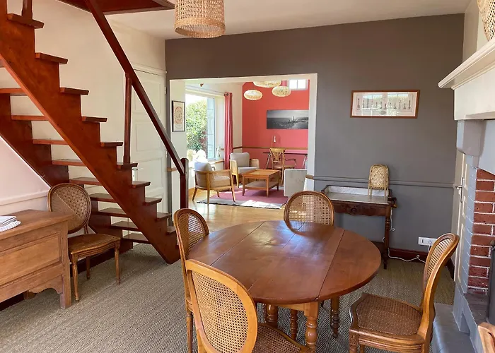 Maison De Charme Vue Sur Pour 6 Pers Prázdninový dům Quinéville